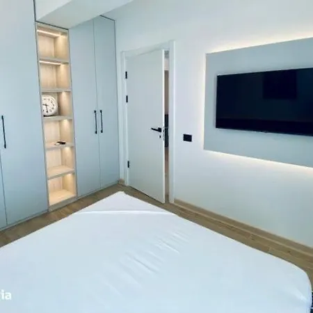 Hf- Alezzi Infinity Ii Apartamento